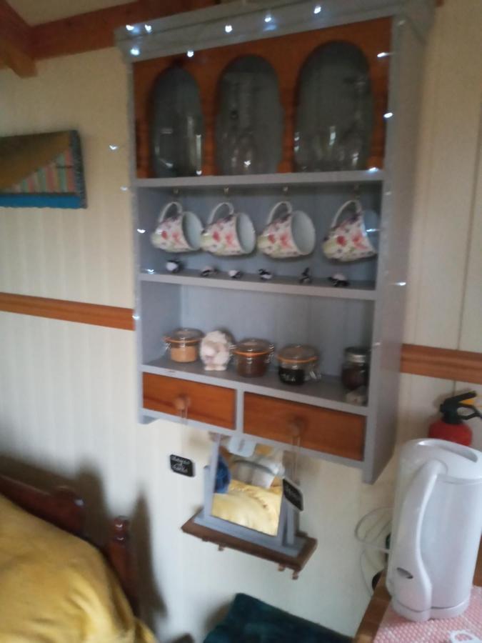 Glamping Malvern Shepherd Hut Exterior foto