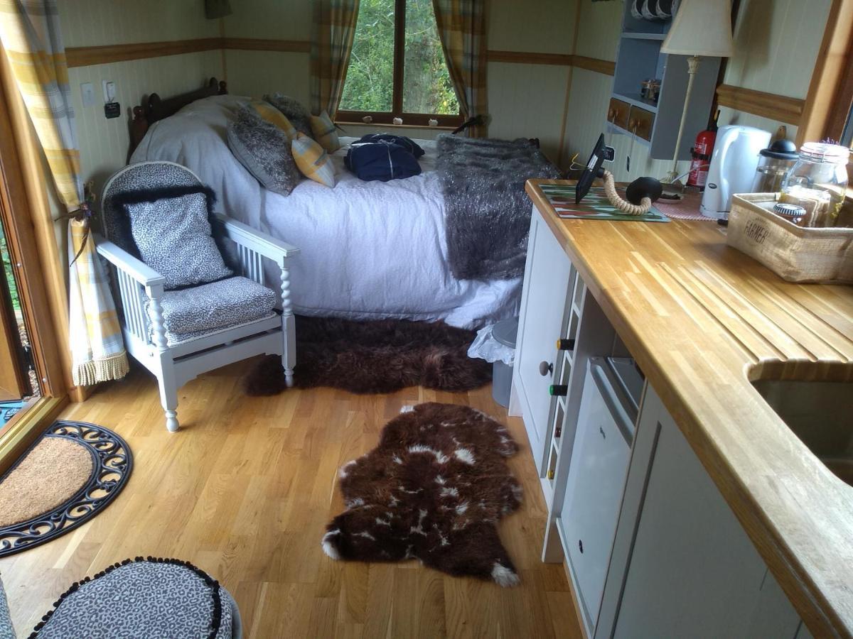 Glamping Malvern Shepherd Hut Exterior foto
